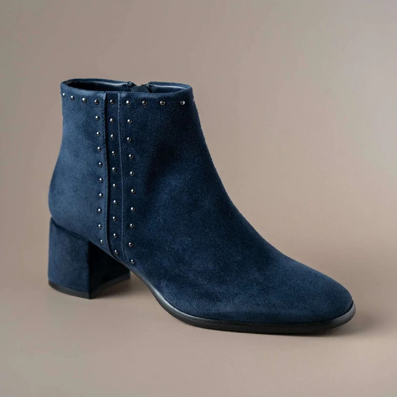 Regarde le Ciel - Pilar in Navy Suede