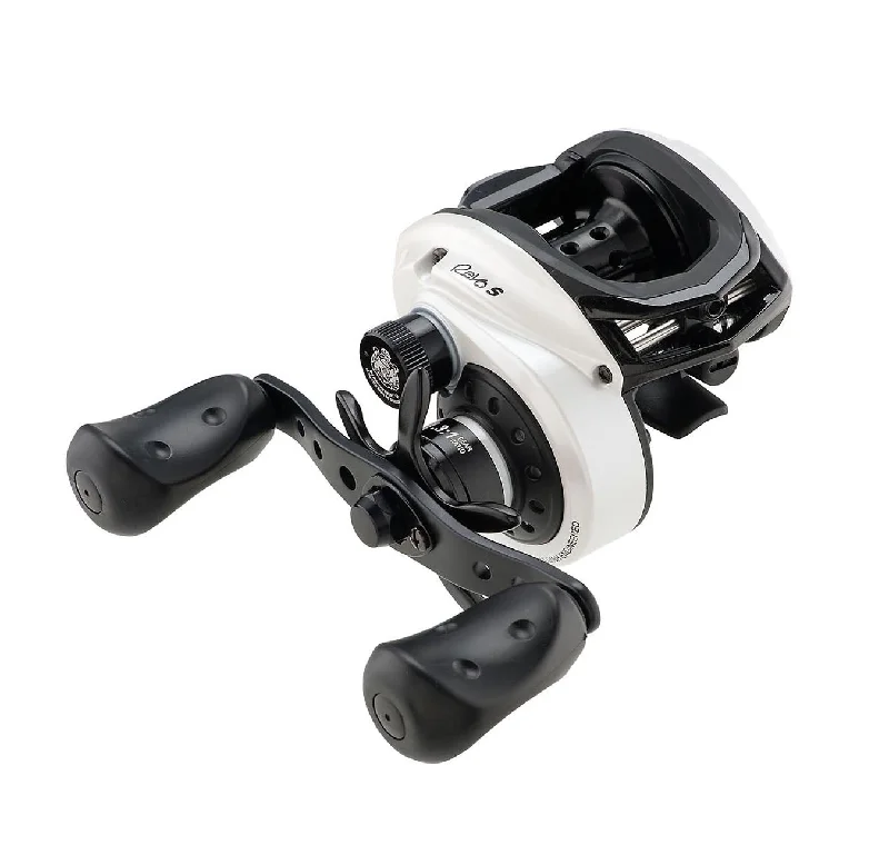 pike fishing lures realistic Abu Garcia Revo S3 Reel