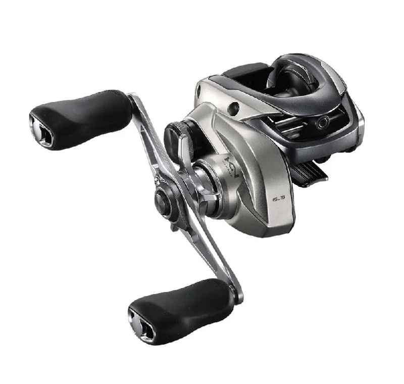 best jerkbaits for winter fishing Shimano Tranx Reel