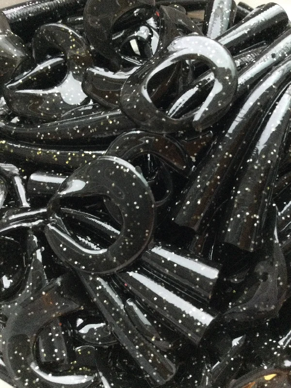 saltwater-ready spinning combos BLACK Leech Grub 10 Pack