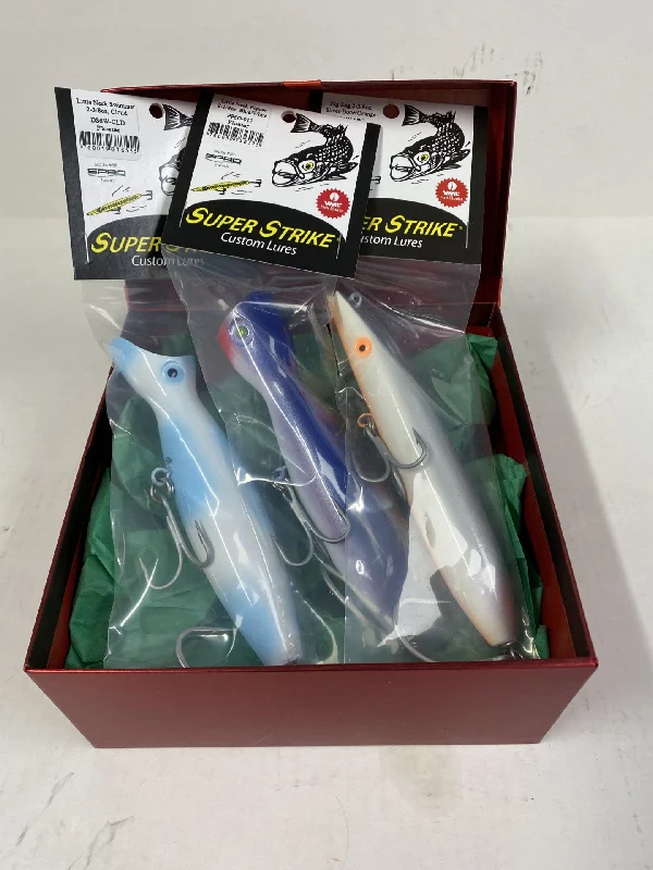 snap swivels for quick lure changes J&J Sports Super Strike Holiday Gift Box
