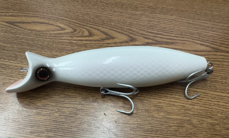 floating lip grippers for fish handling Northbar Sporting Wood Bottle White